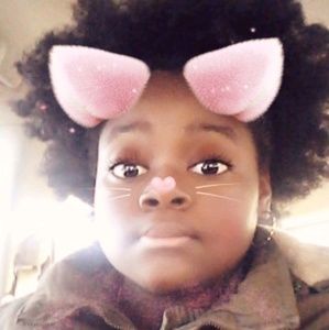 Meet your Posher, Uniyah